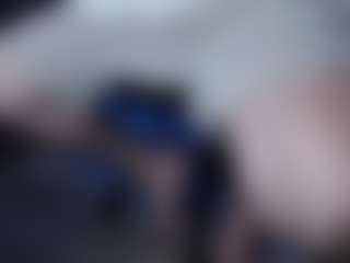 Live cam show with Dravenpeak - White on Dolls Live