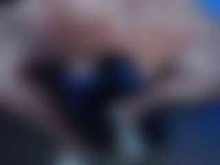 Live cam show with Dravenpeak - Muscular on Cam Slut