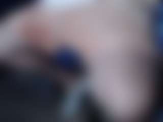 Live cam show with Dravenpeak - Bedroom on SinfulBabes