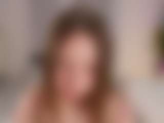 Live cam show with FrancineBritnell - Thin on TeamSkeetLive