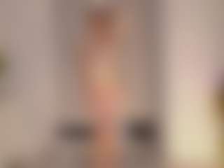 Live cam show with FrancineBritnell - Gape on Latina Girls