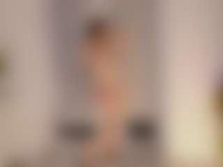 Live cam show with FrancineBritnell - Striptease on Nude Live Now