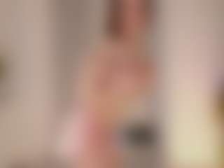 Live cam show with FrancineBritnell - Toys on pussylord.com