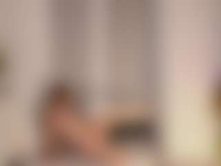 Live cam show with FrancineBritnell - Thin on Camsoda