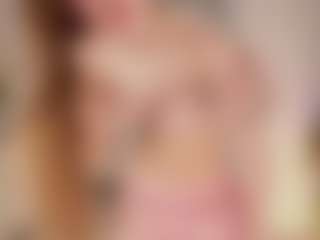Live cam show with FrancineBritnell - Handjob on milfzrlive.com
