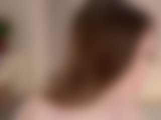 Live cam show with FrancineBritnell - Skinny on Camversity