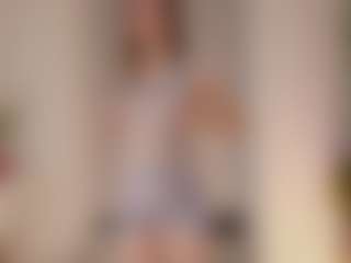 Live cam show with FrancineBritnell - Control on Camsoda