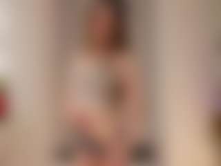 Live cam show with FrancineBritnell - Big Tits on Camiplay Live