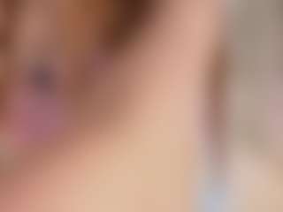 Live cam show with FrancineBritnell - College on TeamSkeetLive