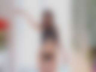 Live cam show with FrancineBritnell - Yoga on Free Soda