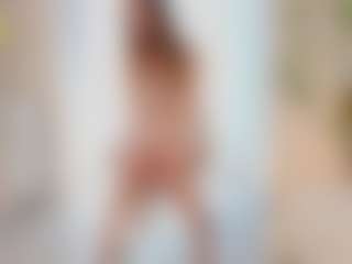Live cam show with FrancineBritnell - Gape on Free Soda
