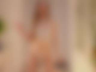 FrancineBritnell's Live Sex Cam Show