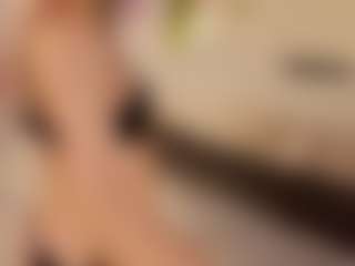 FrancineBritnell's Live Sex Cam Show