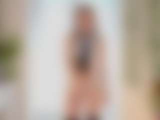 Live cam show with FrancineBritnell - Cosplay Granny on Ass Tok