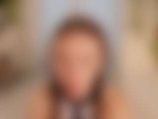 Live cam show with FrancineBritnell - Teen (18+) on CamSextacy