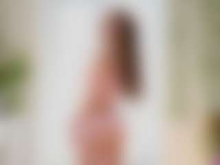 Live cam show with FrancineBritnell - Cute on CamClone