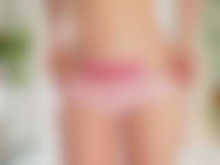 Live cam show with FrancineBritnell - Show on xxxlivecams.org