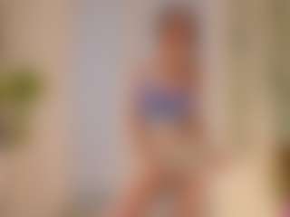 FrancineBritnell's Live Sex Cam Show