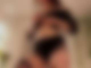 Live cam show with FrancineBritnell - Doggy on Dolls Live