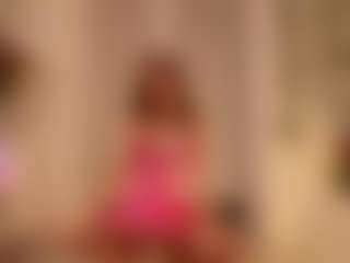 Live cam show with FrancineBritnell - Nipple Play on Soda Cam