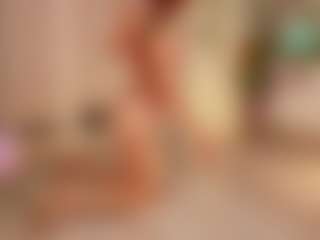Live-Cam-Show mit FrancineBritnell - Big Tits auf Camsoda