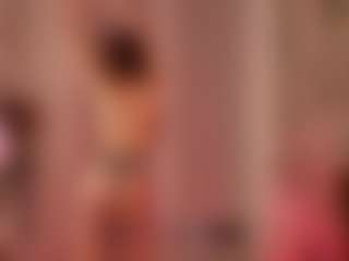 Live cam show with FrancineBritnell - College Toys on madthumbs