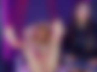 lucyqueenss's Live Sex Cam Show