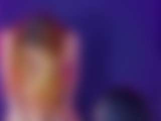 lucyqueenss's Live Sex Cam Show