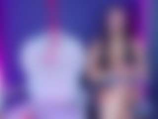 Spettacolo in cam dal vivo con lucyqueenss - Brown Eyes su Camsoda