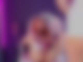 lucyqueenss's Live Sex Cam Show