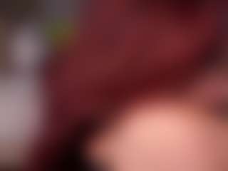 Live cam show with DianaCarriere - Red Hair Teen (18+) on Camiplay Live