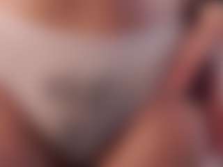 Live cam show with DianaCarriere - Red Hair Young Adult on livesuperchat.net