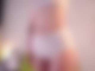 Live cam show with DianaCarriere - Red Hair Teen (18+) on Camsoda