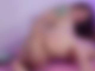 Spettacolo in cam dal vivo con hellzel-moon - Blonde Hair College su Camsoda