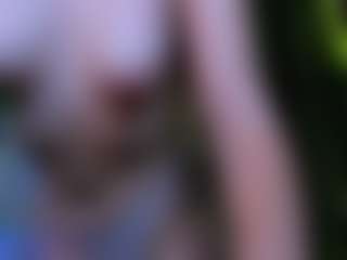 Live cam show with keylas-moan - Public on Milf Play