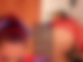 Live cam show with Miia-Hurrem - Middle Aged on Milfs Live