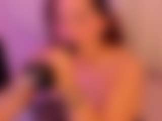 Live cam show with Miia-Hurrem - Middle Aged on Camsoda