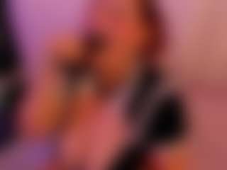 Live cam show with Miia-Hurrem - Middle Aged on Camsoda