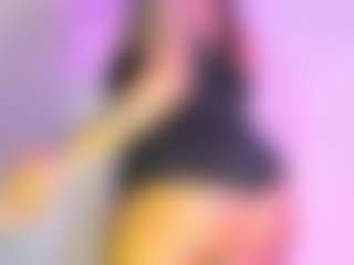 Live cam show with Valery_Goldsex - Smoking on x69.live