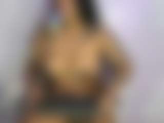 Spettacolo in cam dal vivo con Valery_Goldsex - Nipple Piercings su Camsoda