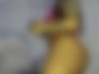 Live cam show with Valery_Goldsex - Facial Piercings on live.xheat.ai