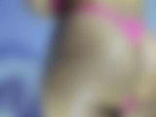 Live cam show with Valery_Goldsex - Average on live.xbliss.ai