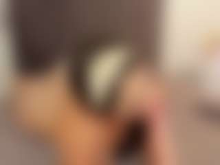 Live cam show with violeta-olsen - Shaved Pussy on Camsoda