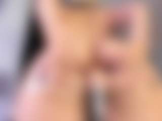 Live cam show with violeta-olsen - Petite on https://playwithruby.com
