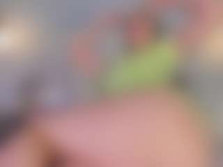 Live cam show with violeta-olsen - Petite on CamClone