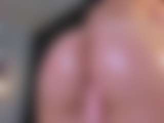 Live cam show with violeta-olsen - Small Tits on AdultVida.com