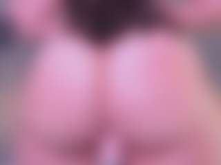 Live cam show with violeta-olsen - Brown Hair Toys on xDating