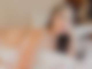 Live cam show with violeta-olsen - Public Brown Hair on Hubzter Live