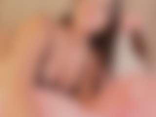 Live cam show with violeta-olsen - Middle Aged on UwU Esports