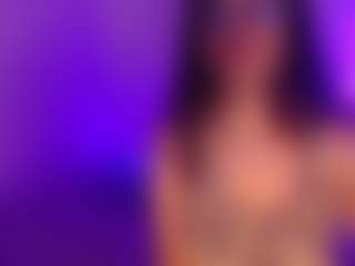 Live cam show with Dominica3 - Facial Piercings on Camming Site